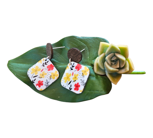 BRIGHT BLOOMS/WOOD SQUARE EARRINGS (In Wooden Gift Box)