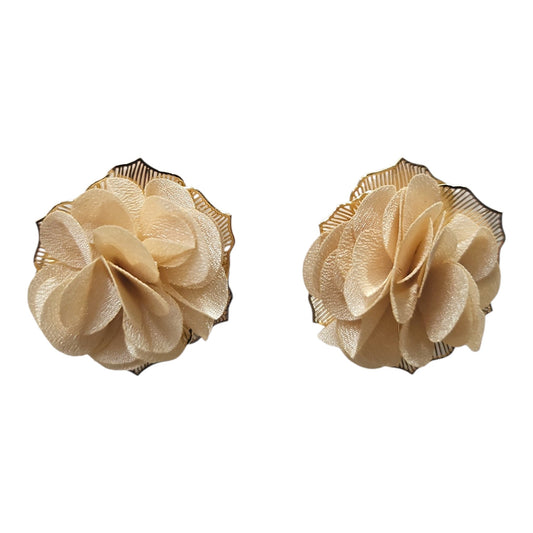 Soft Floral Petals on Delicate Metal Backing Earring Set (Cream)