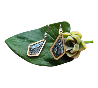 BLACK FANTASY/DIAMOND WOOD FRAME EARRINGS (In Wooden Gift Box)