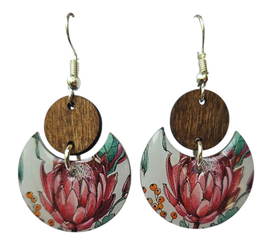 PROTEA/WOOD CRESCENT EARRINGS (In Wooden Gift Box)
