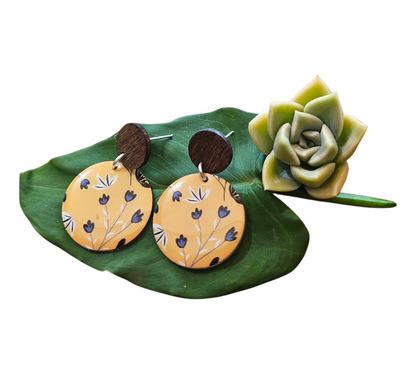 TULIP/WOOD ROUND EARRINGS (In Wooden Gift Box)