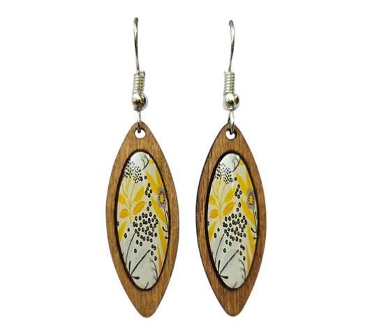 SUNNY FIELDS/OVAL WOOD FRAME EARRINGS (In Wooden Gift Box)
