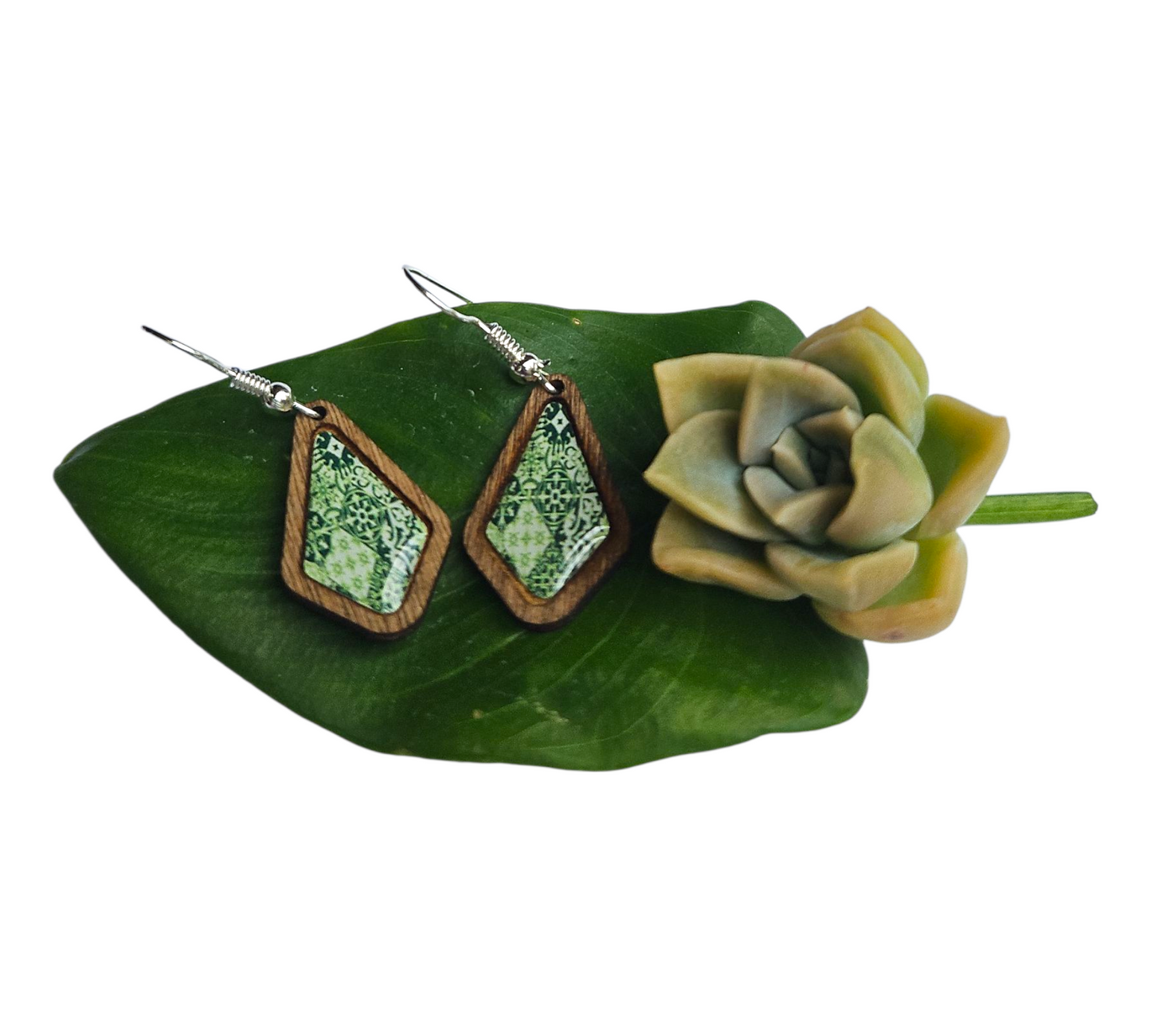 GREEN LACE/DIAMOND WOOD FRAME EARRINGS (In Wooden Gift Box)