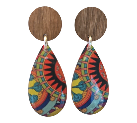 ARTY/WOOD TEARDROP EARRINGS (In Wooden Gift Box)