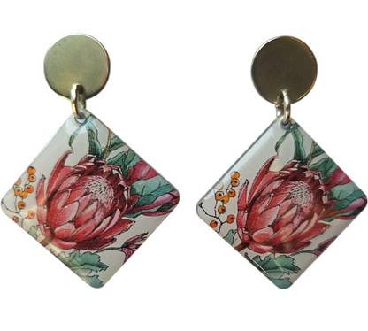 PROTEA/METAL SQUARE EARRINGS (In Wooden Gift Box)