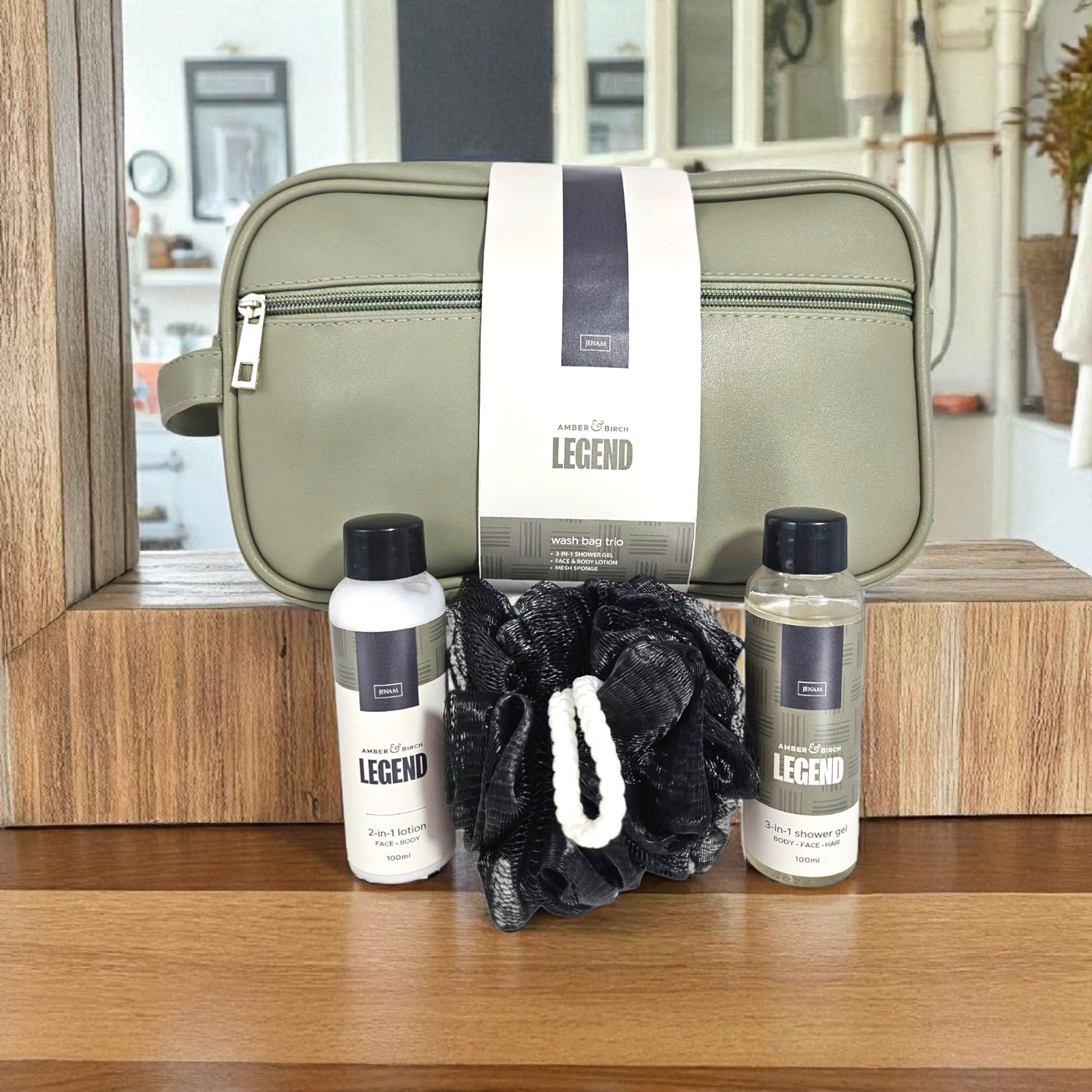 Amber & Birch Toiletries Bag Set