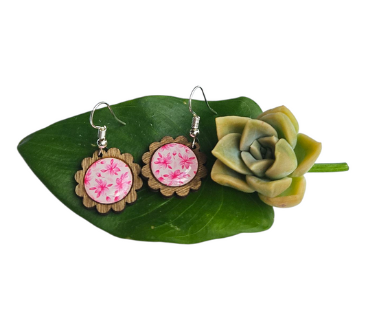 PINK BLOSSOM/SCALLOPED WOOD FRAME EARRINGS (In Wooden Gift Box)
