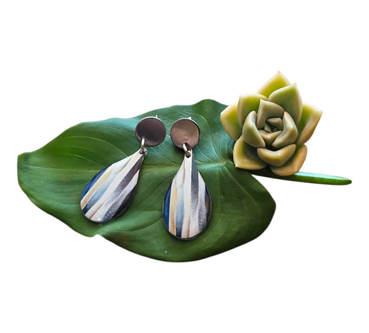 CLASSIC BLUE/METAL TEARDROP EARRINGS (In Wooden Gift Box)